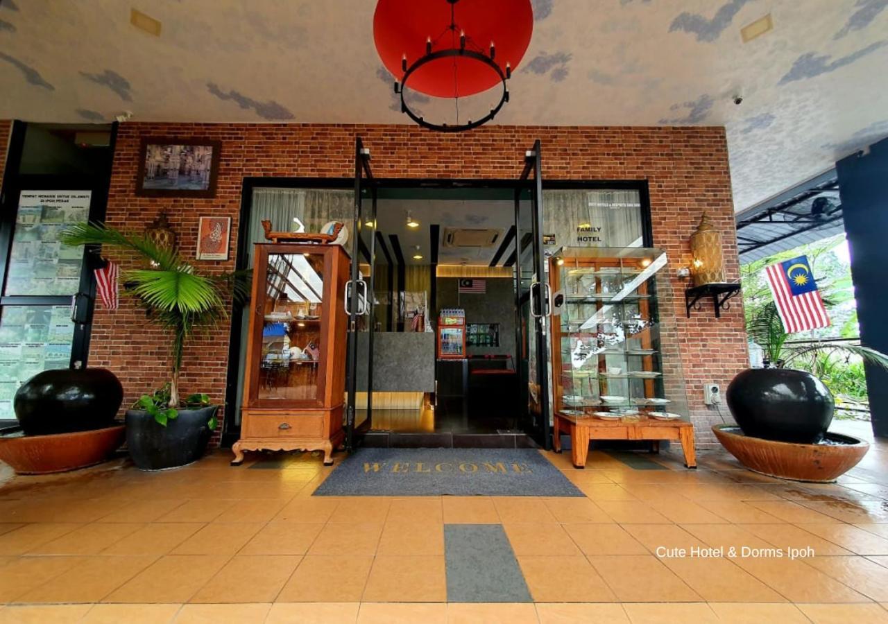 Cute Hotel & Dorms Ipoh Extérieur photo